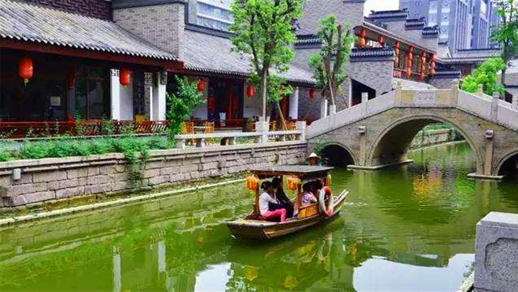 虫虫助手下载